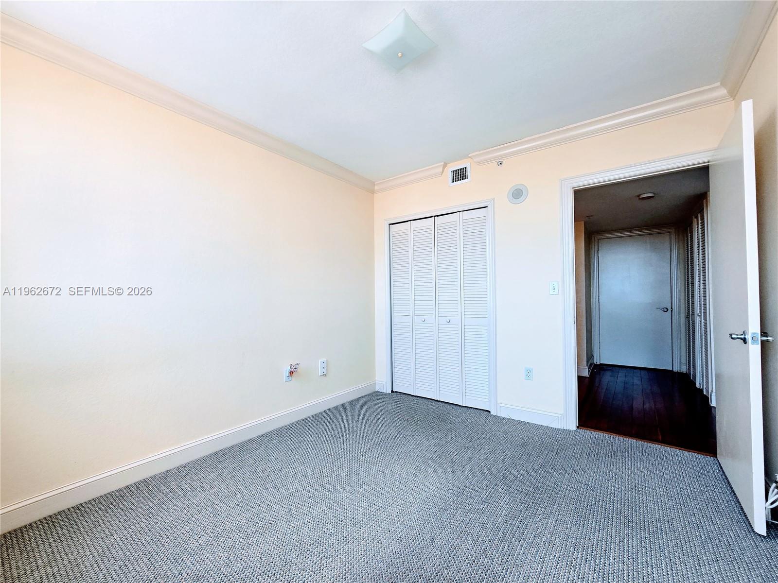 1625 Kennedy Cswy #1207C North Bay Village, FL 33141