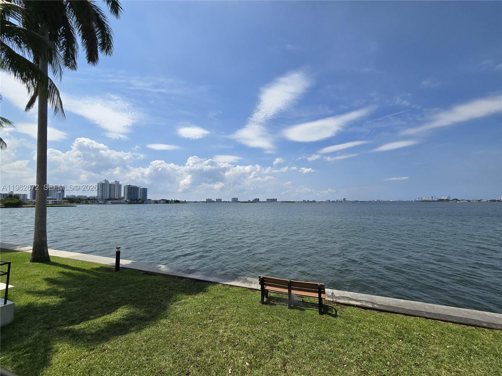 1625 Kennedy Cswy #1207C North Bay Village, FL 33141