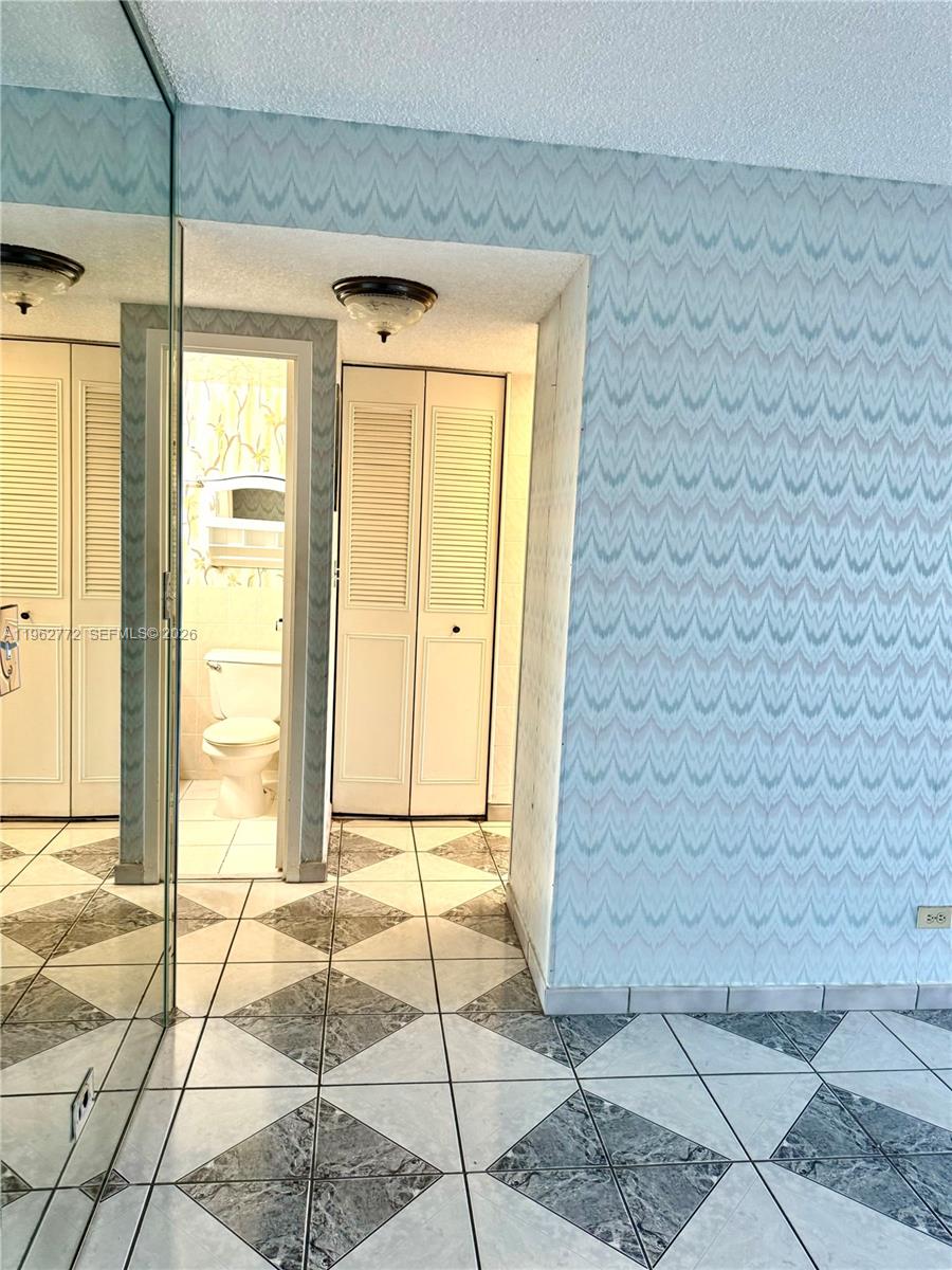 image Winston Towers 20011