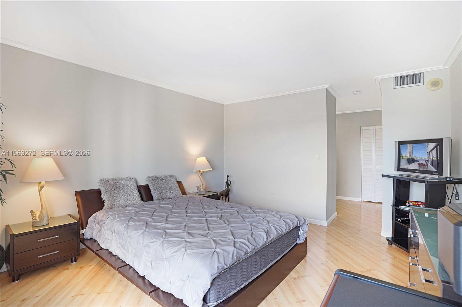 20505 E Country Clb Dr #836 Aventura, FL 33180