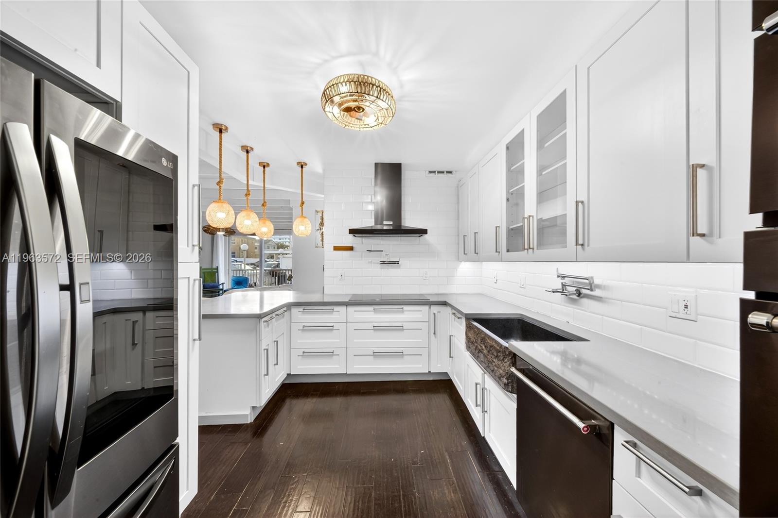 1601 S Ocean Dr #106