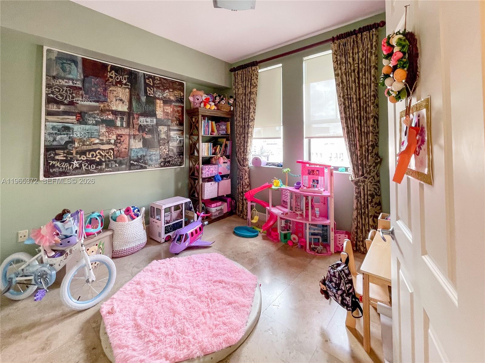 image 55 Merrick Condo15