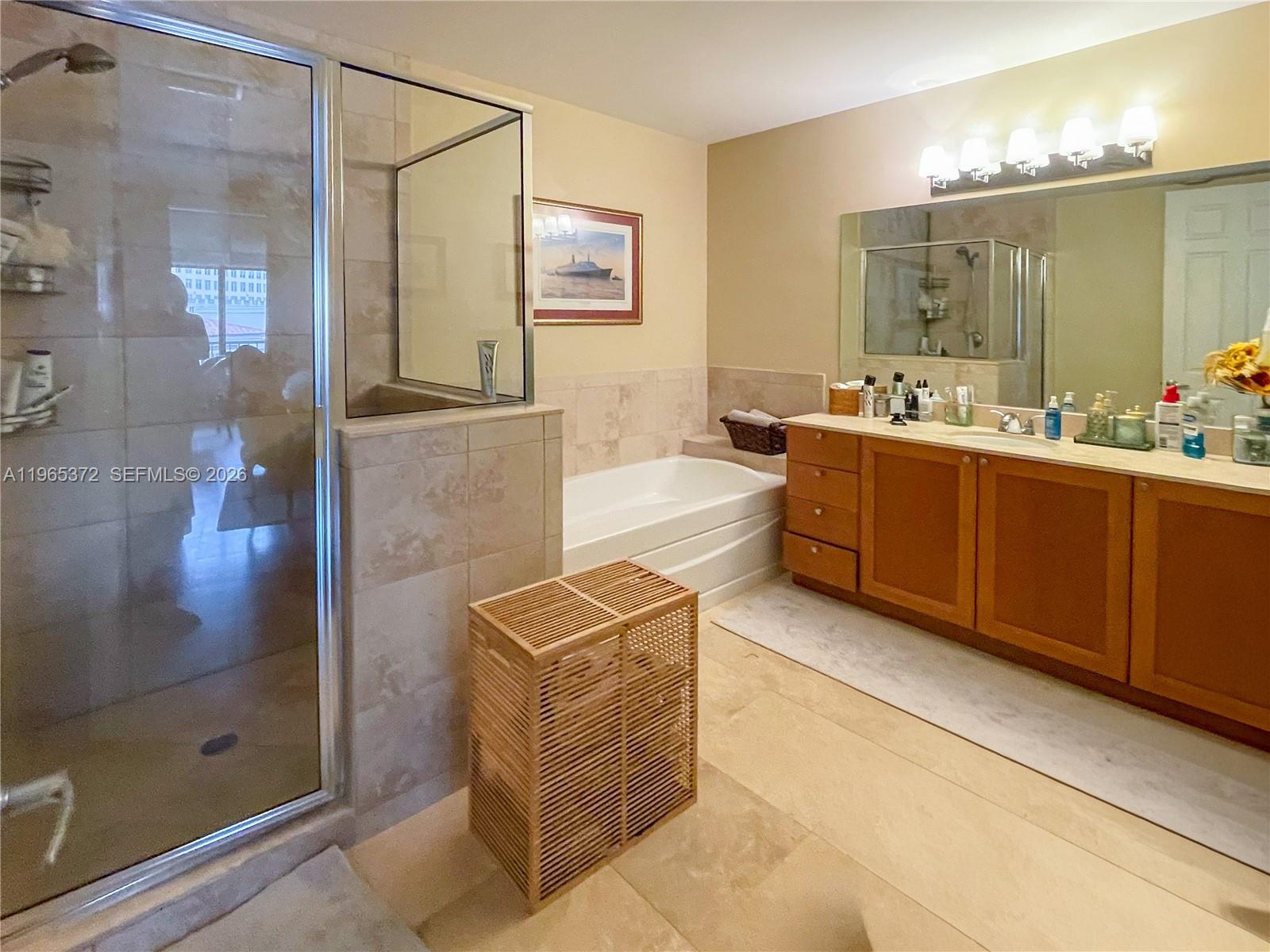 image 55 Merrick Condo19