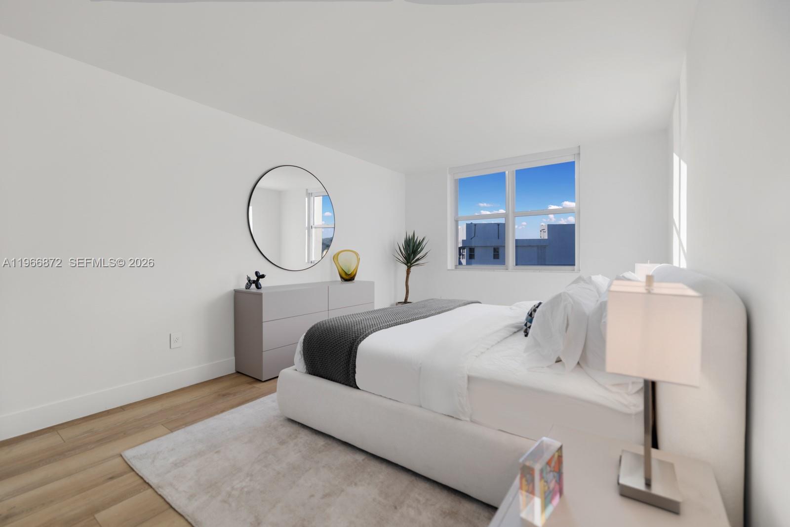 9111 E Bay Hbr Dr #PH-D Bay Harbor Islands, FL 33154