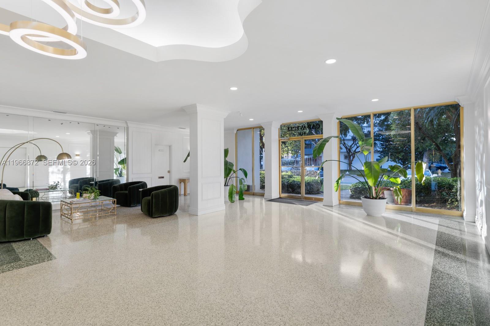 9111 E Bay Hbr Dr #PH-D Bay Harbor Islands, FL 33154