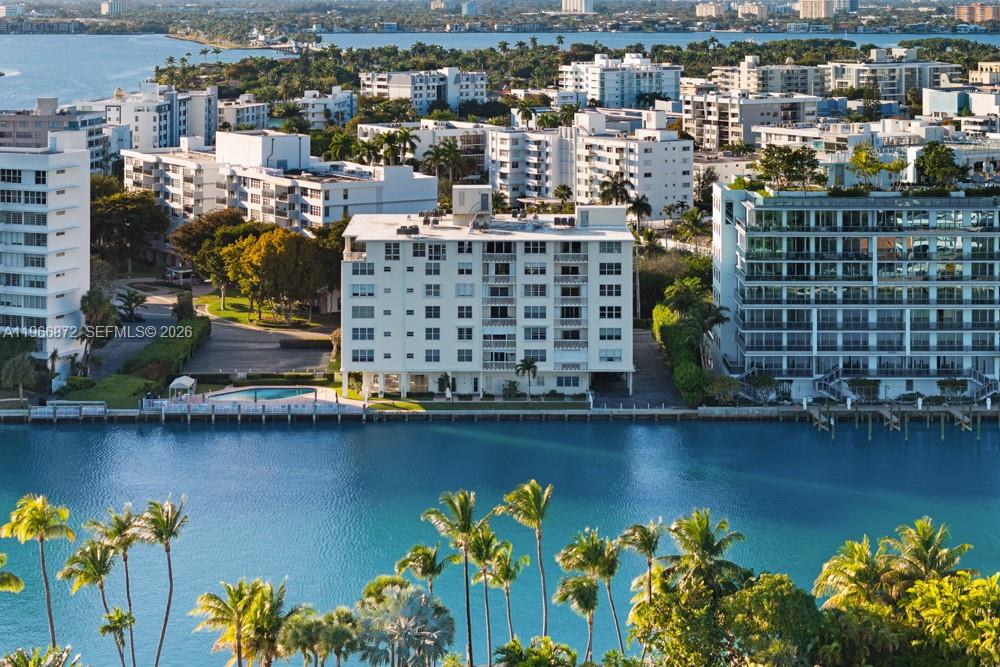 9111 E Bay Hbr Dr #PH-D Bay Harbor Islands, FL 33154