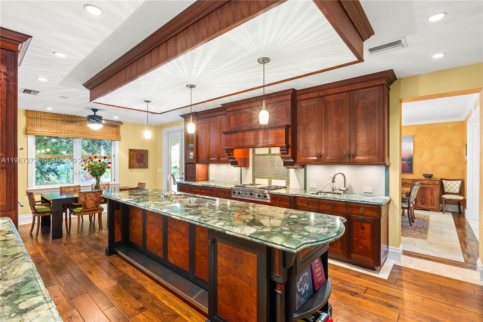 4867 SW 82nd St Miami, FL 33143