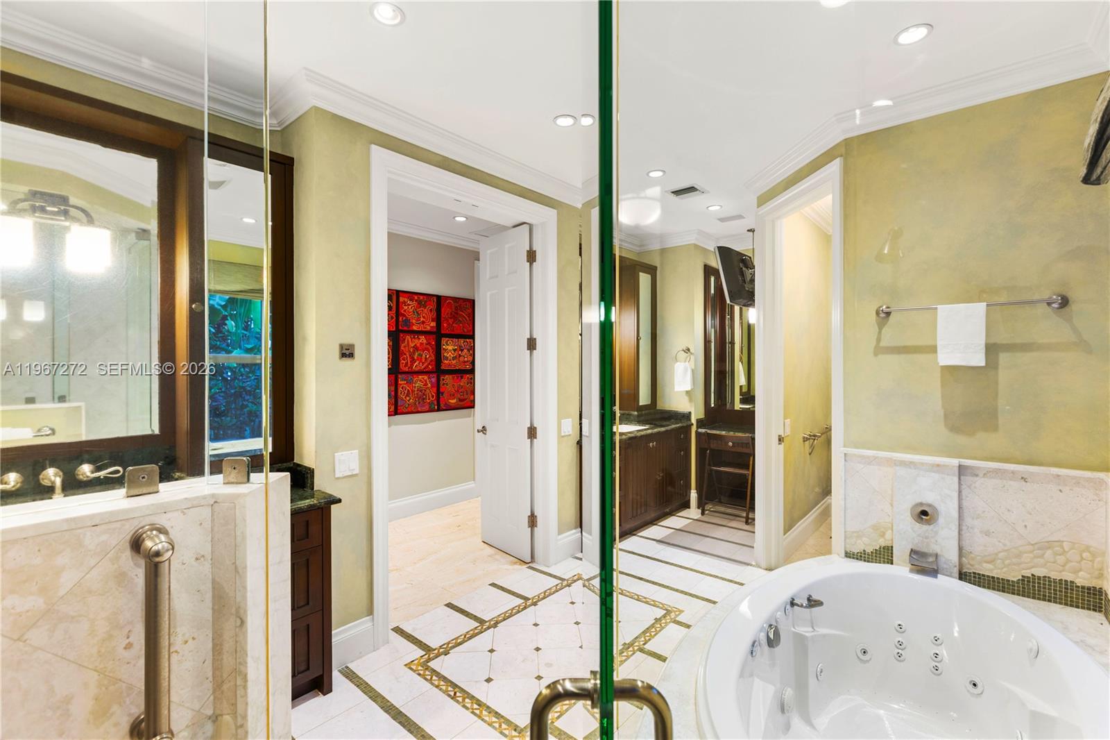 4867 SW 82nd St Miami, FL 33143