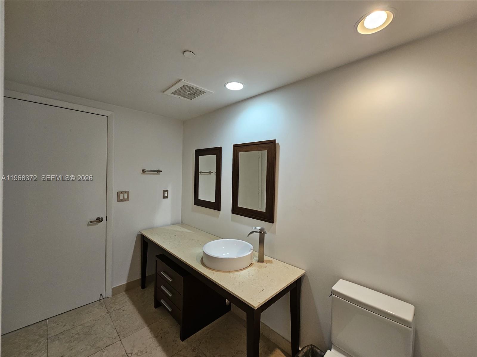 image Icon Brickell II10