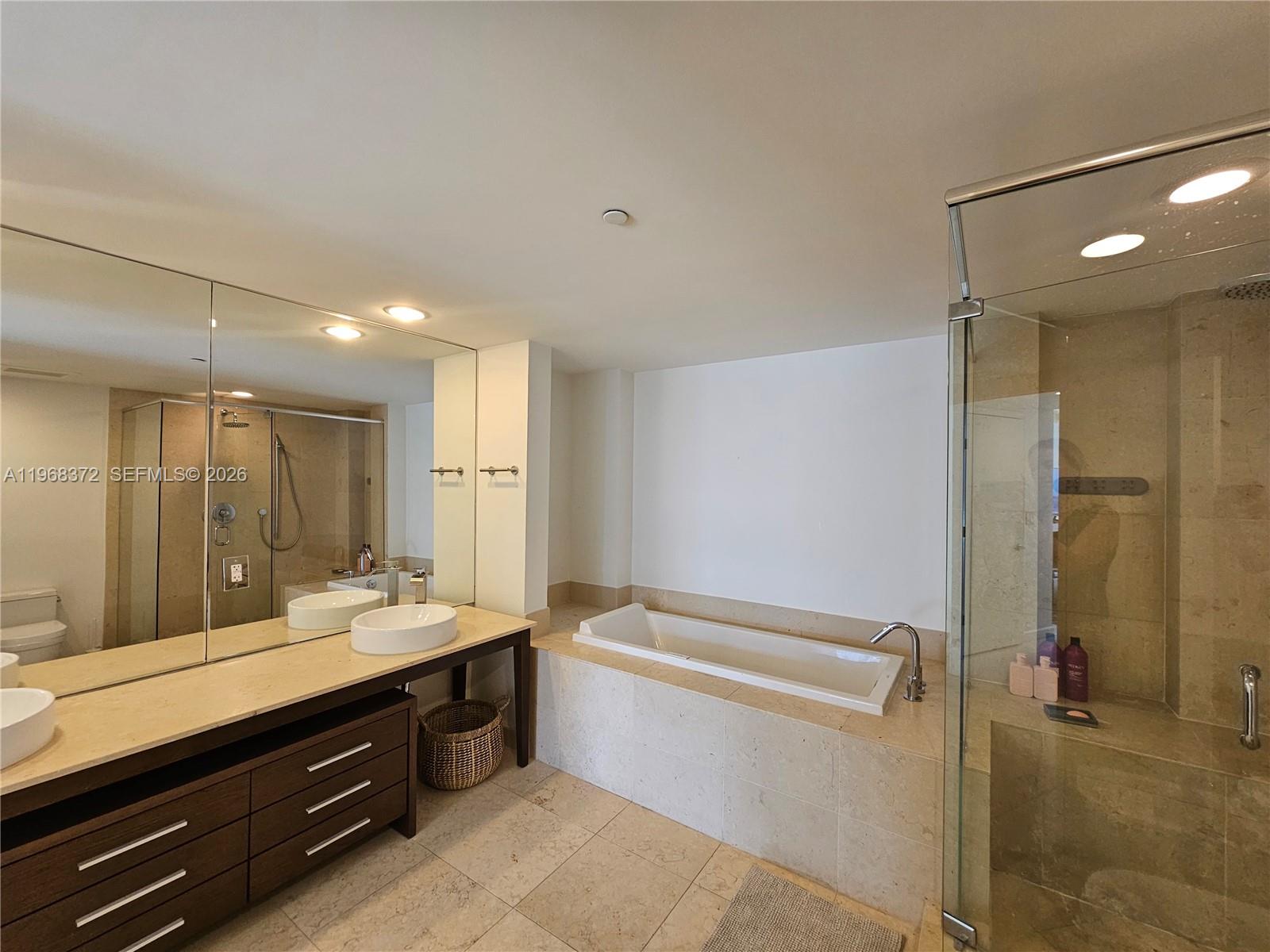 image Icon Brickell II4