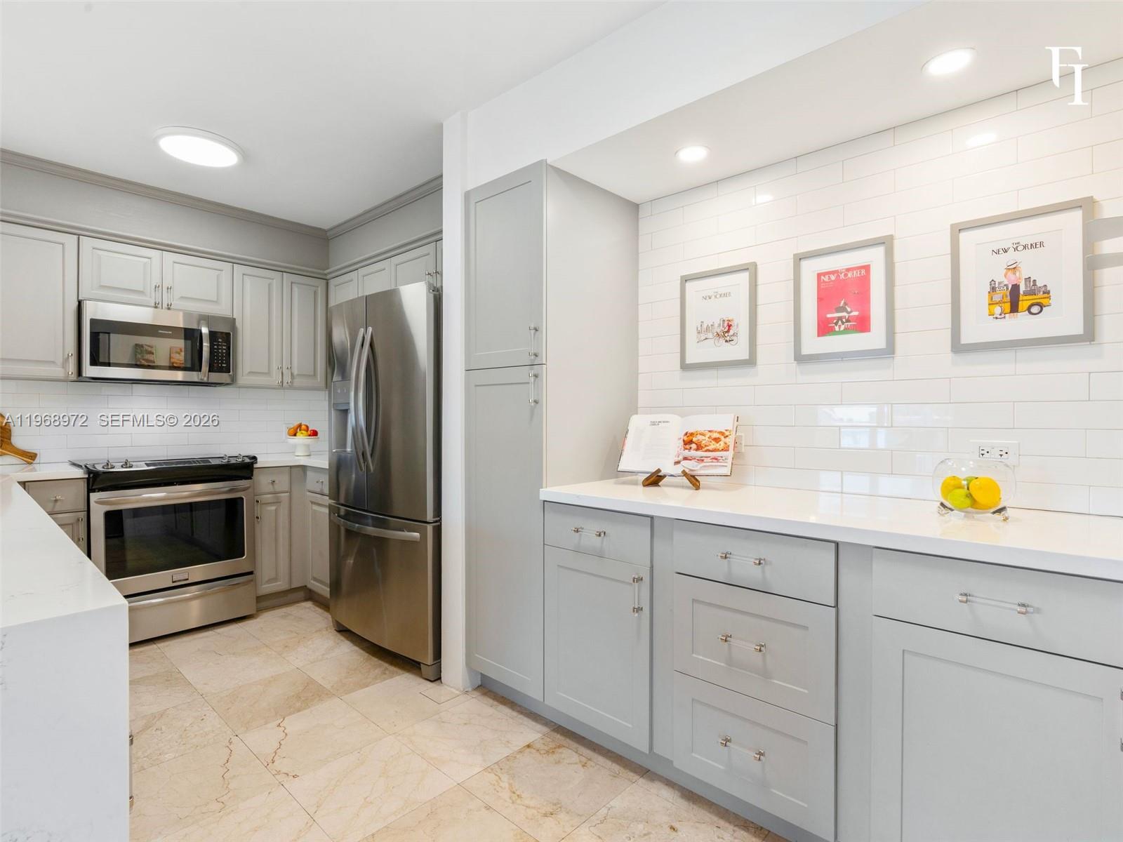 322 Madeira Ave #401 Coral Gables, FL 33134