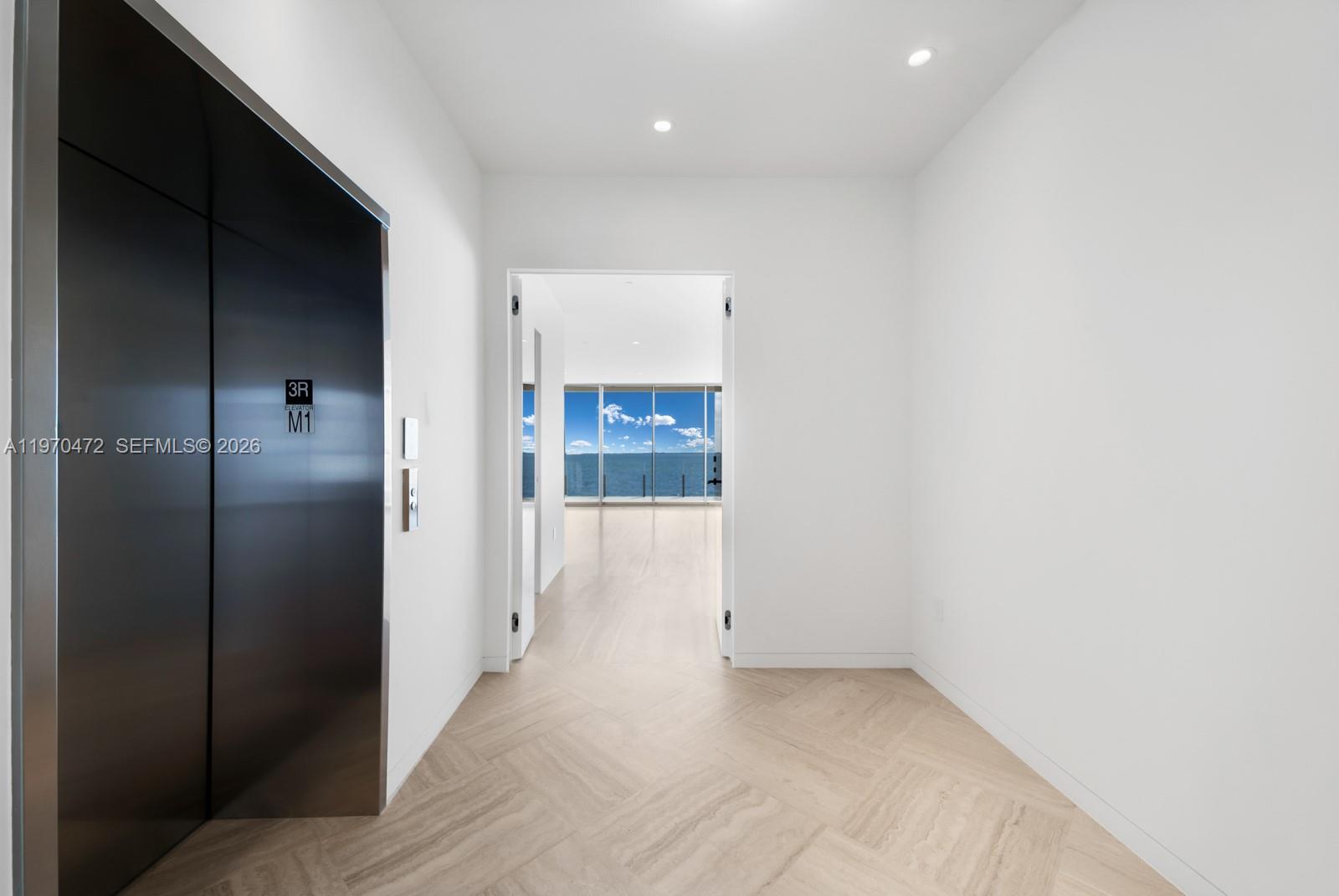 5 Grove Isle Dr #M301 Coconut Grove, FL 33133