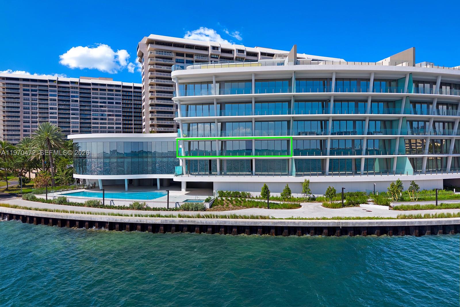 5 Grove Isle Dr #M301 Coconut Grove, FL 33133