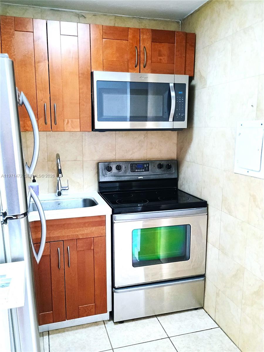 7904 West Dr #706 North Bay Village, FL 33141