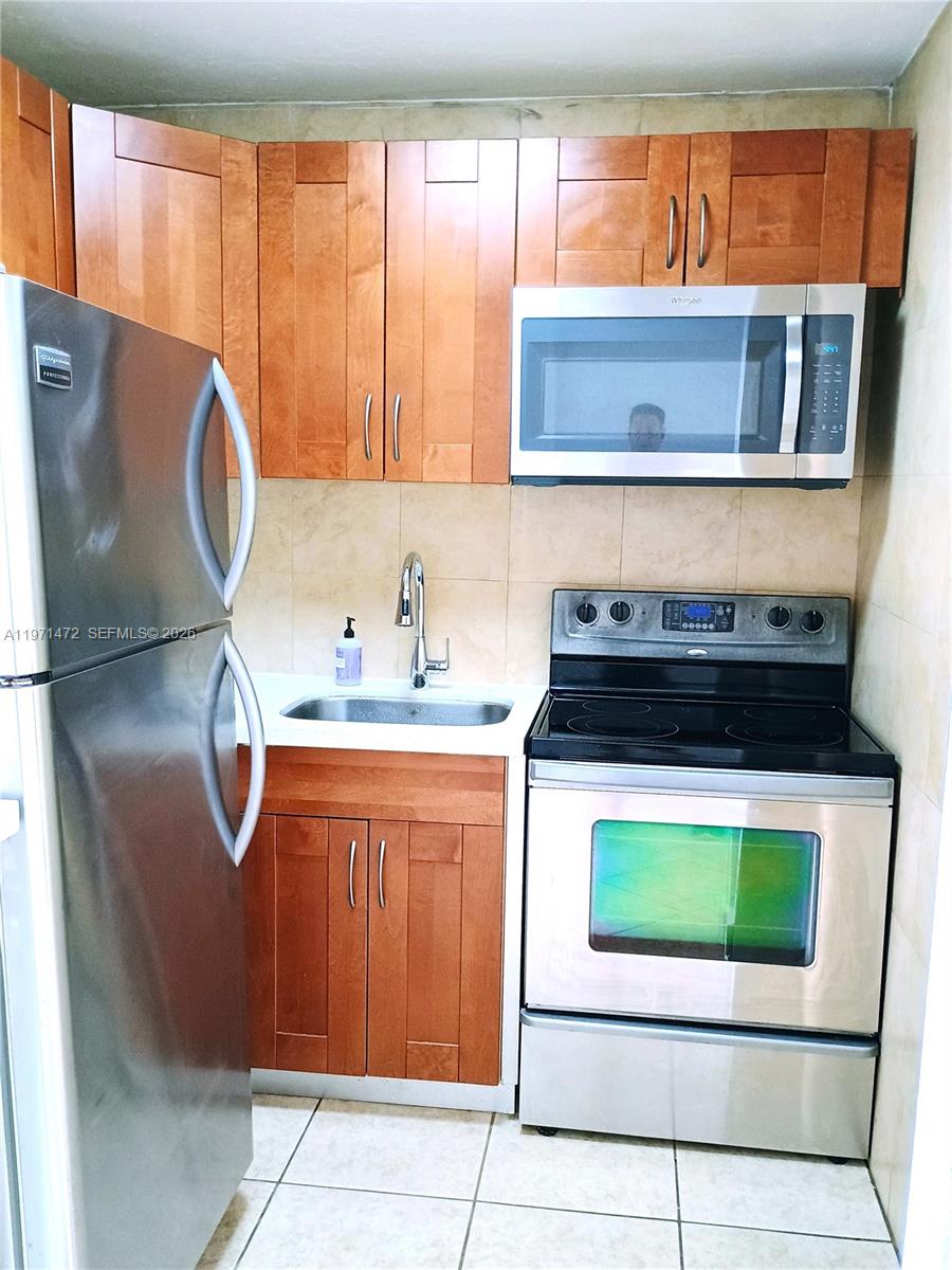 7904 West Dr #706 North Bay Village, FL 33141