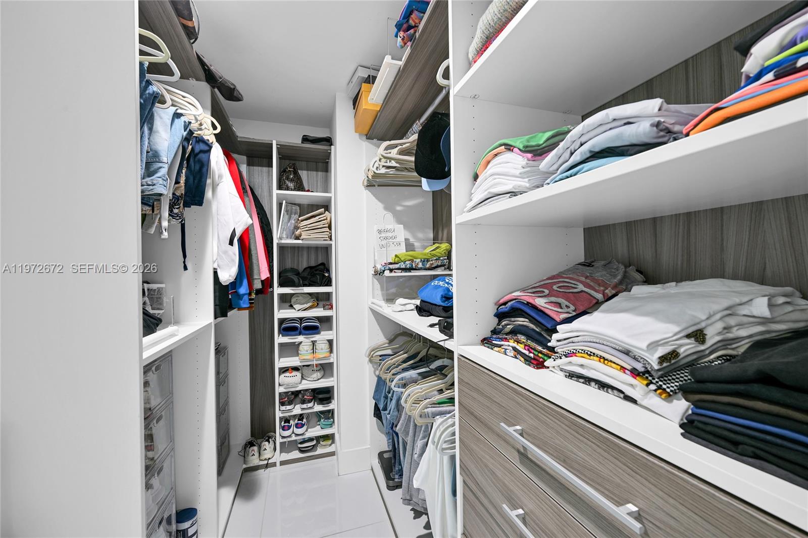 2950 NE 188th St #534 Aventura, FL 33180