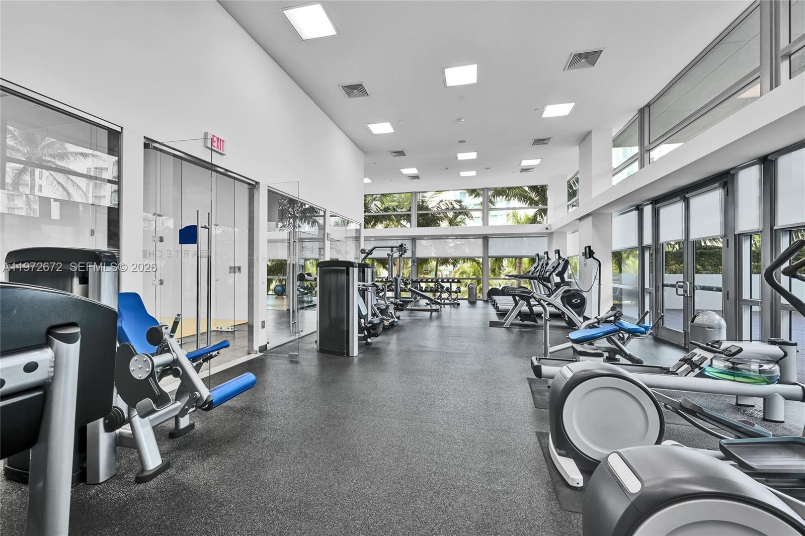 2950 NE 188th St #534 Aventura, FL 33180