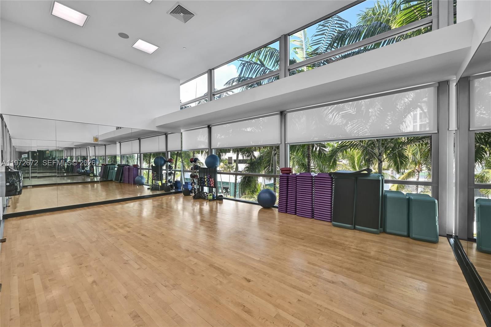 2950 NE 188th St #534 Aventura, FL 33180