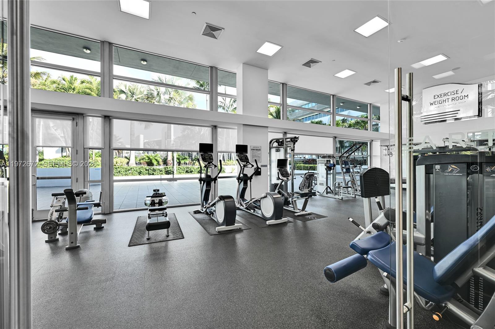 2950 NE 188th St #534 Aventura, FL 33180