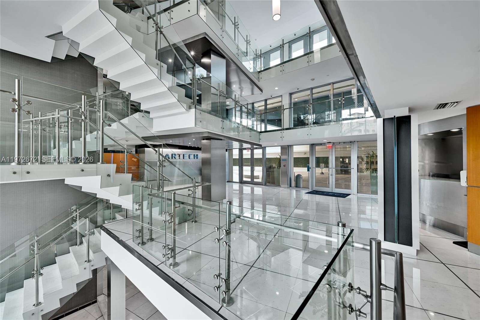 2950 NE 188th St #534 Aventura, FL 33180