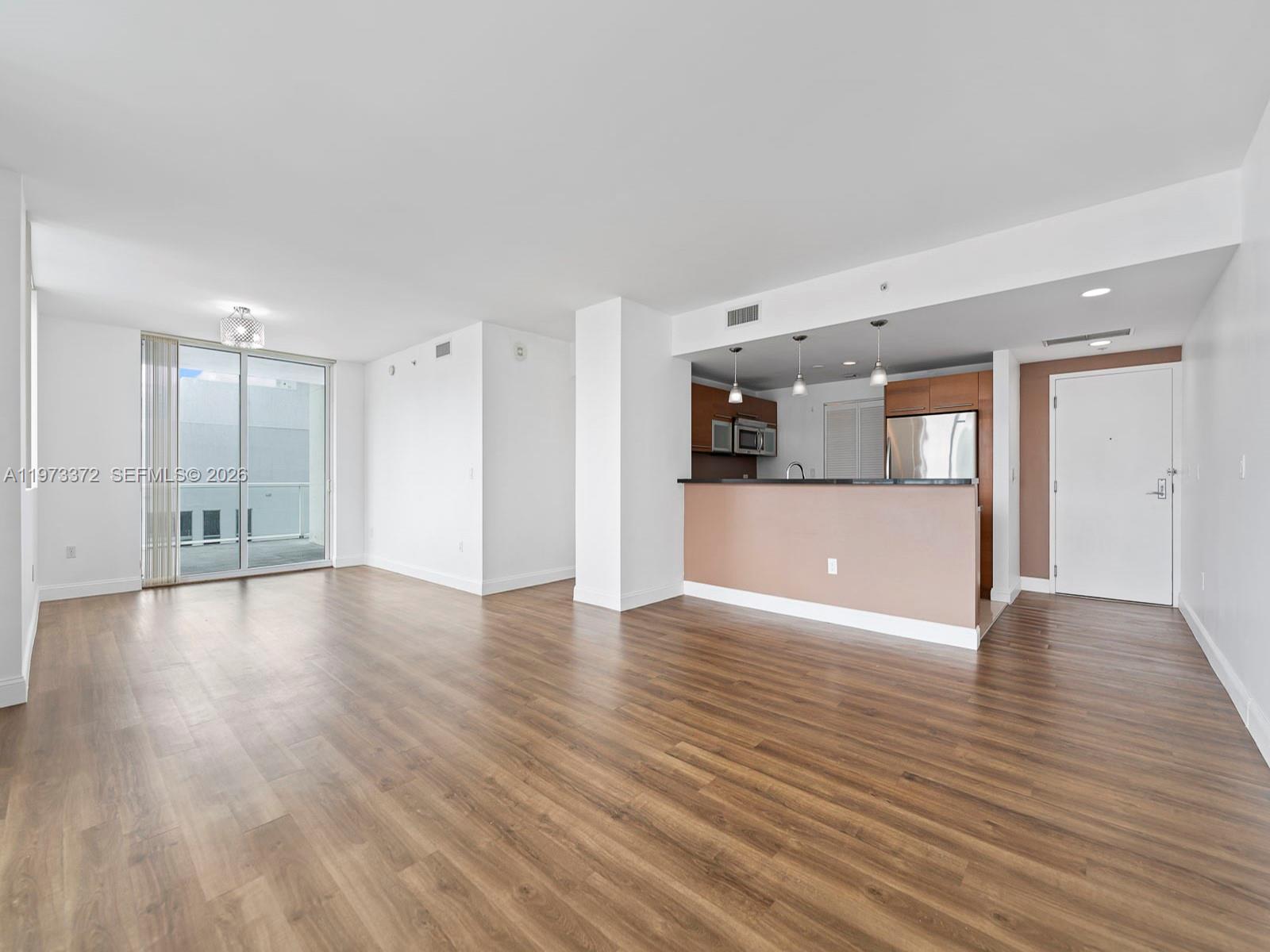 253 NE 2nd St #3108 Miami, FL 33132