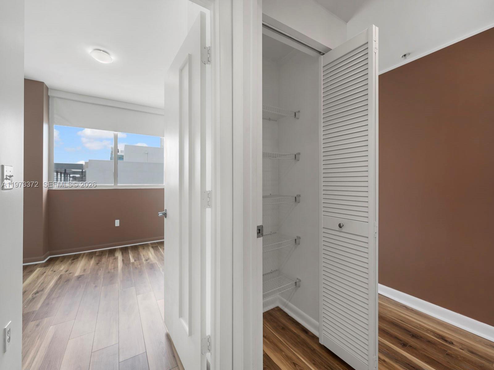 253 NE 2nd St #3108 Miami, FL 33132