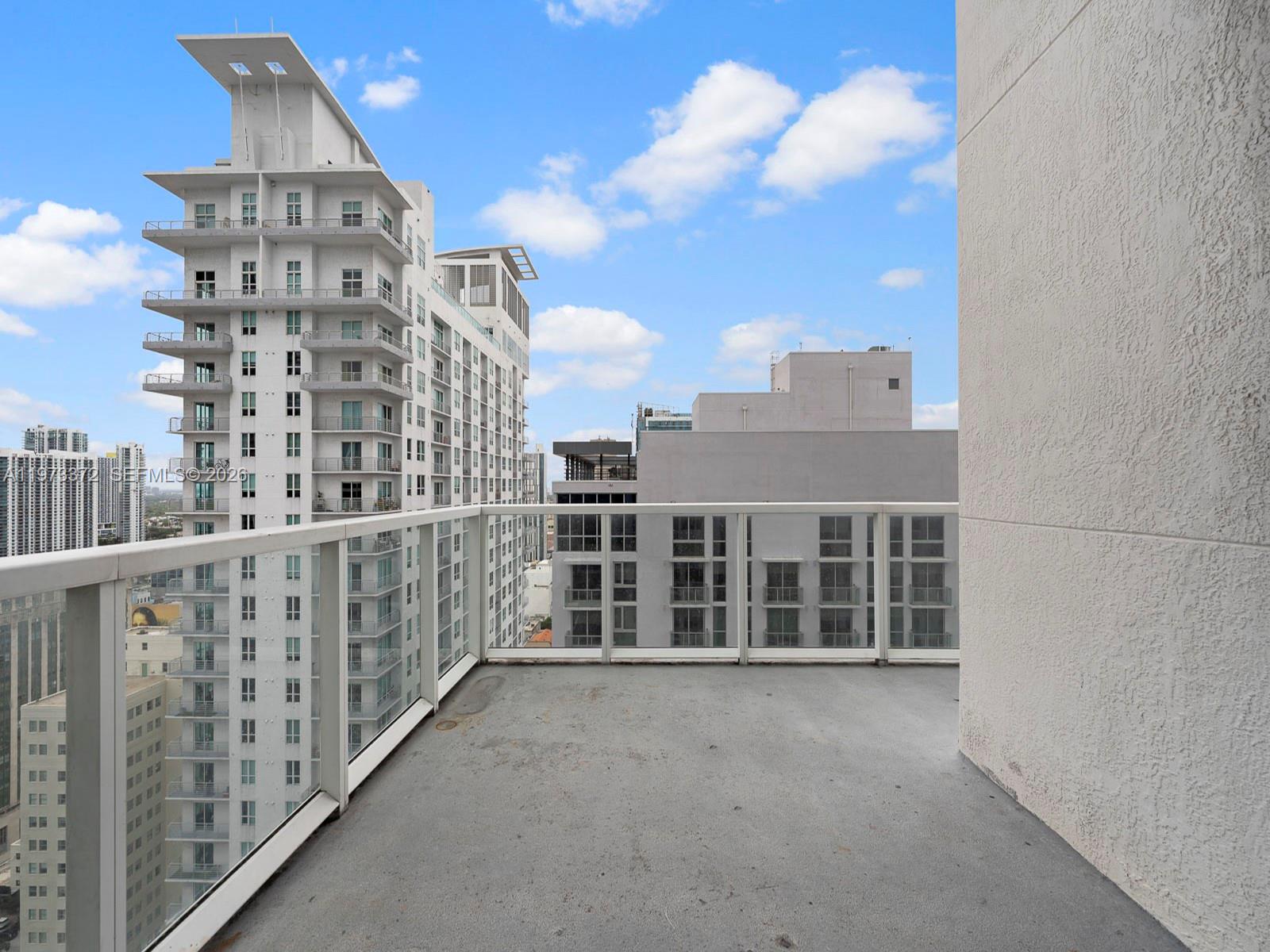 253 NE 2nd St #3108 Miami, FL 33132