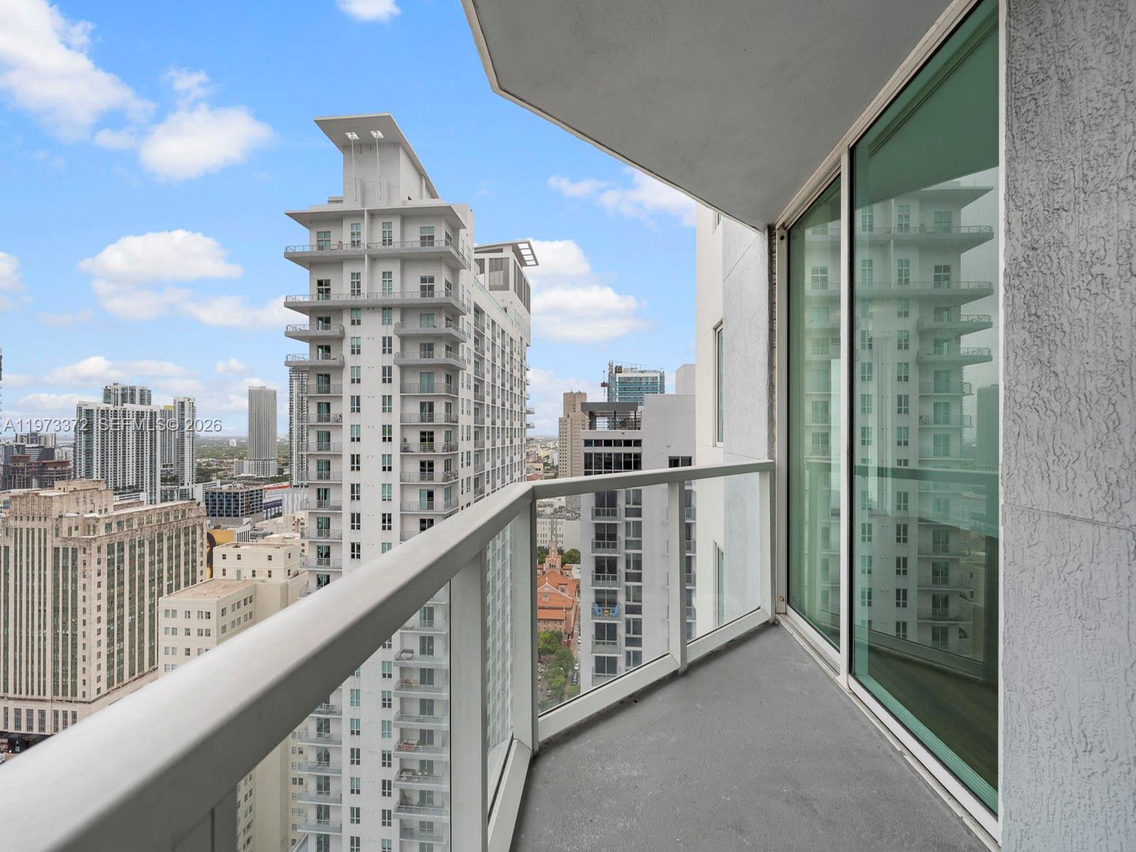 253 NE 2nd St #3108 Miami, FL 33132