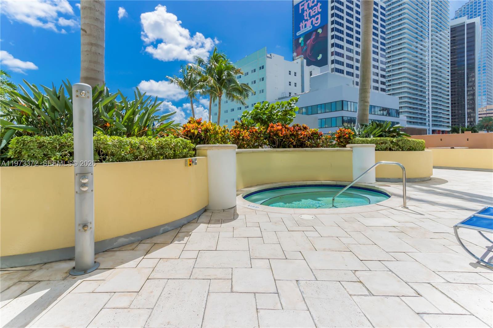 253 NE 2nd St #3108 Miami, FL 33132