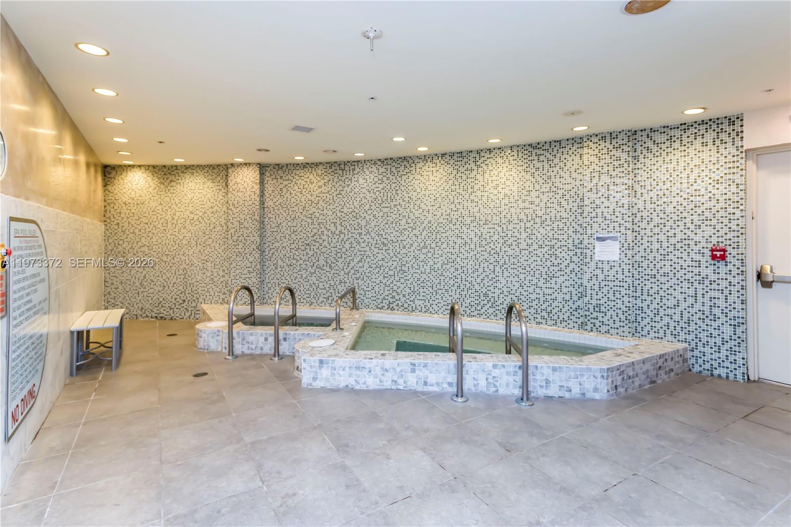 253 NE 2nd St #3108 Miami, FL 33132