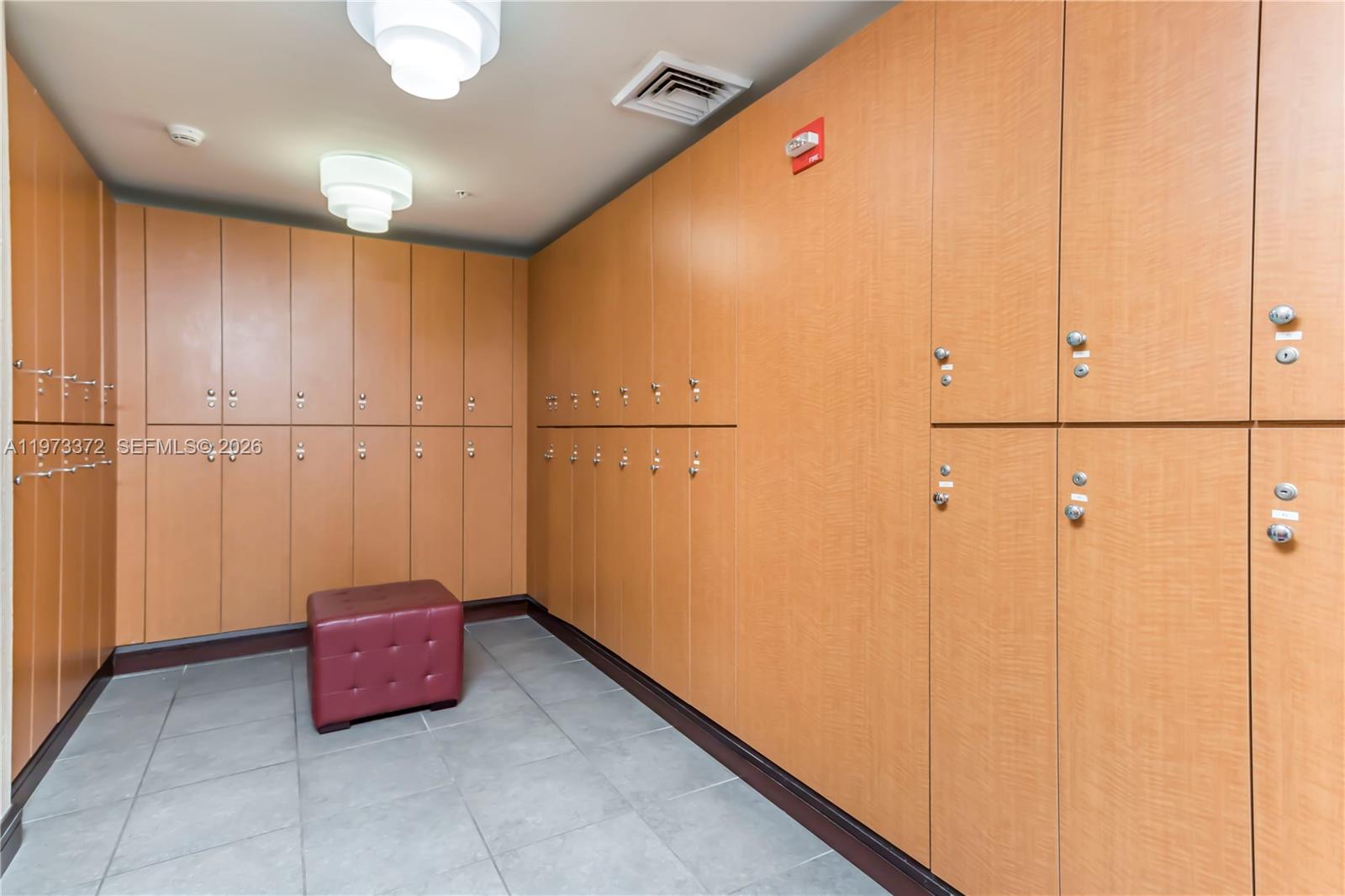 253 NE 2nd St #3108 Miami, FL 33132