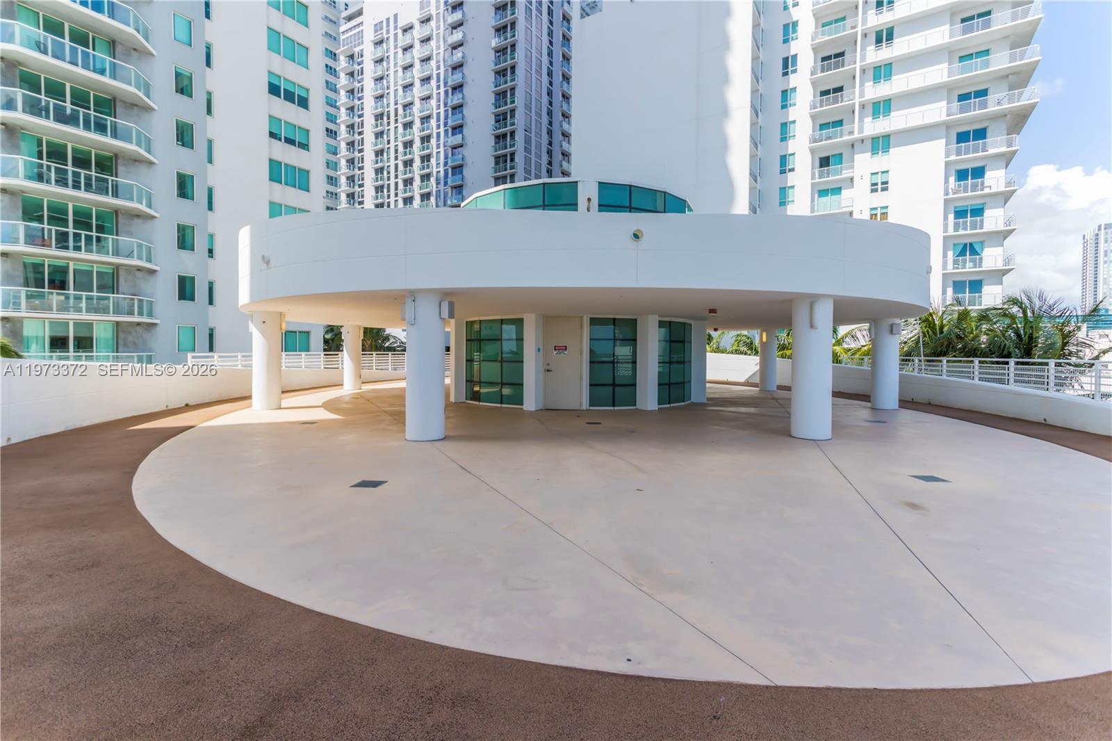 253 NE 2nd St #3108 Miami, FL 33132