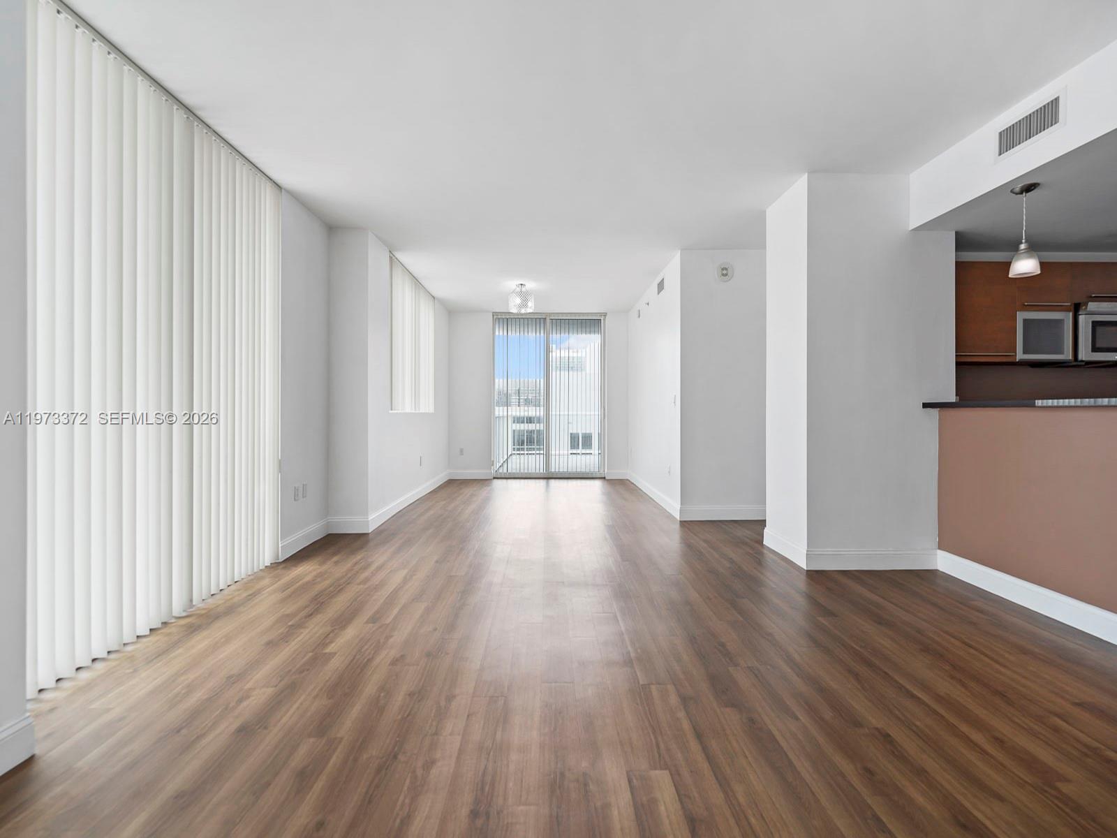 253 NE 2nd St #3108 Miami, FL 33132