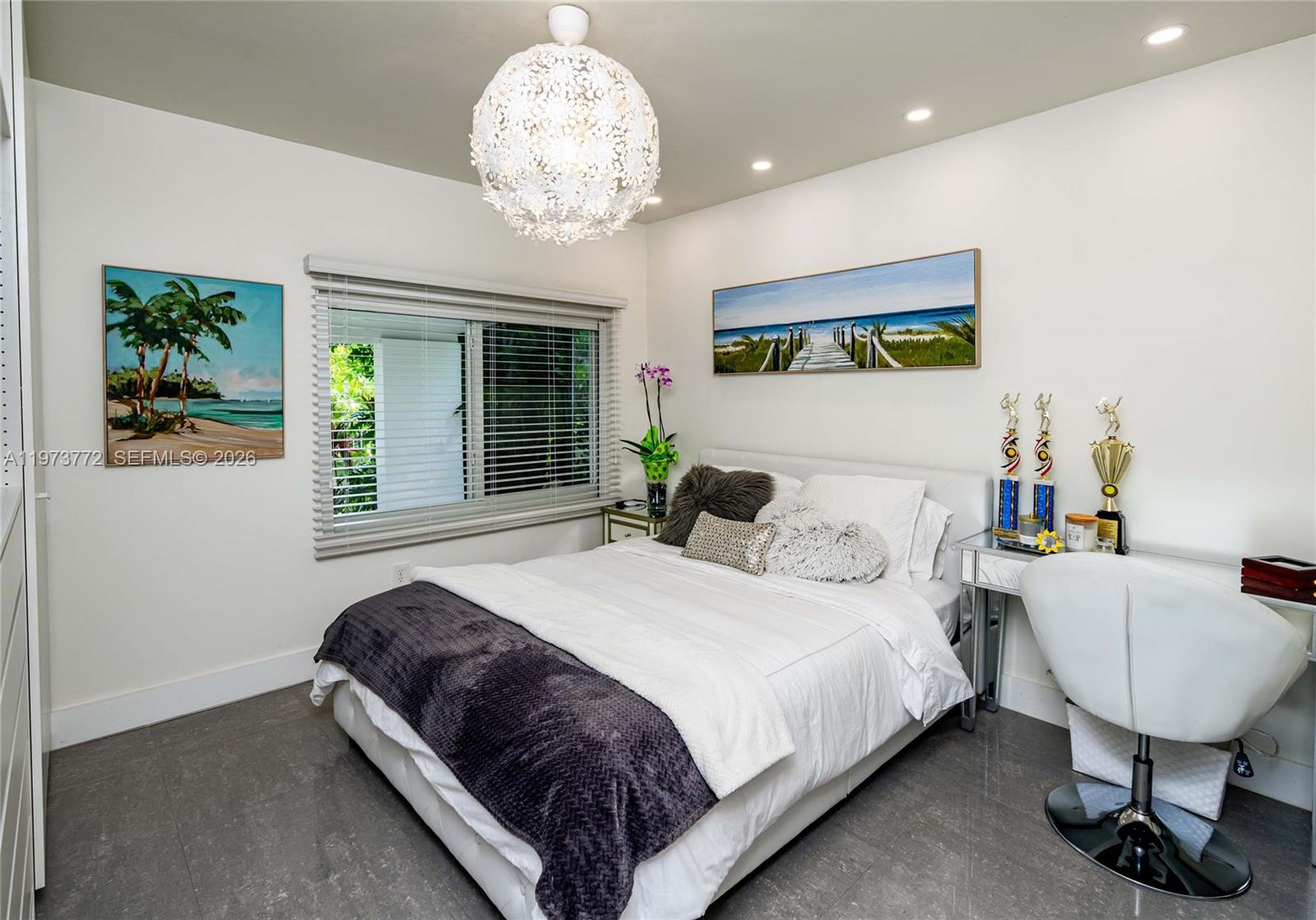 1360 SW 16th St Miami, FL 33145