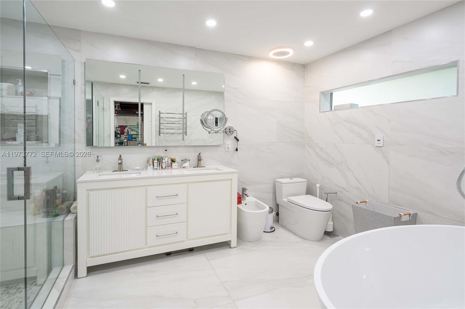 1360 SW 16th St Miami, FL 33145