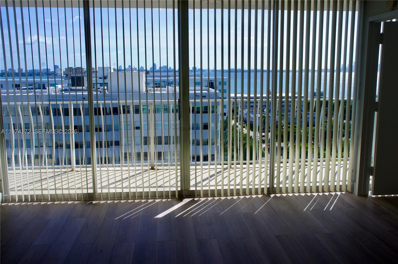 7601 E Treasure Dr #1406 North Bay Village, FL 33141