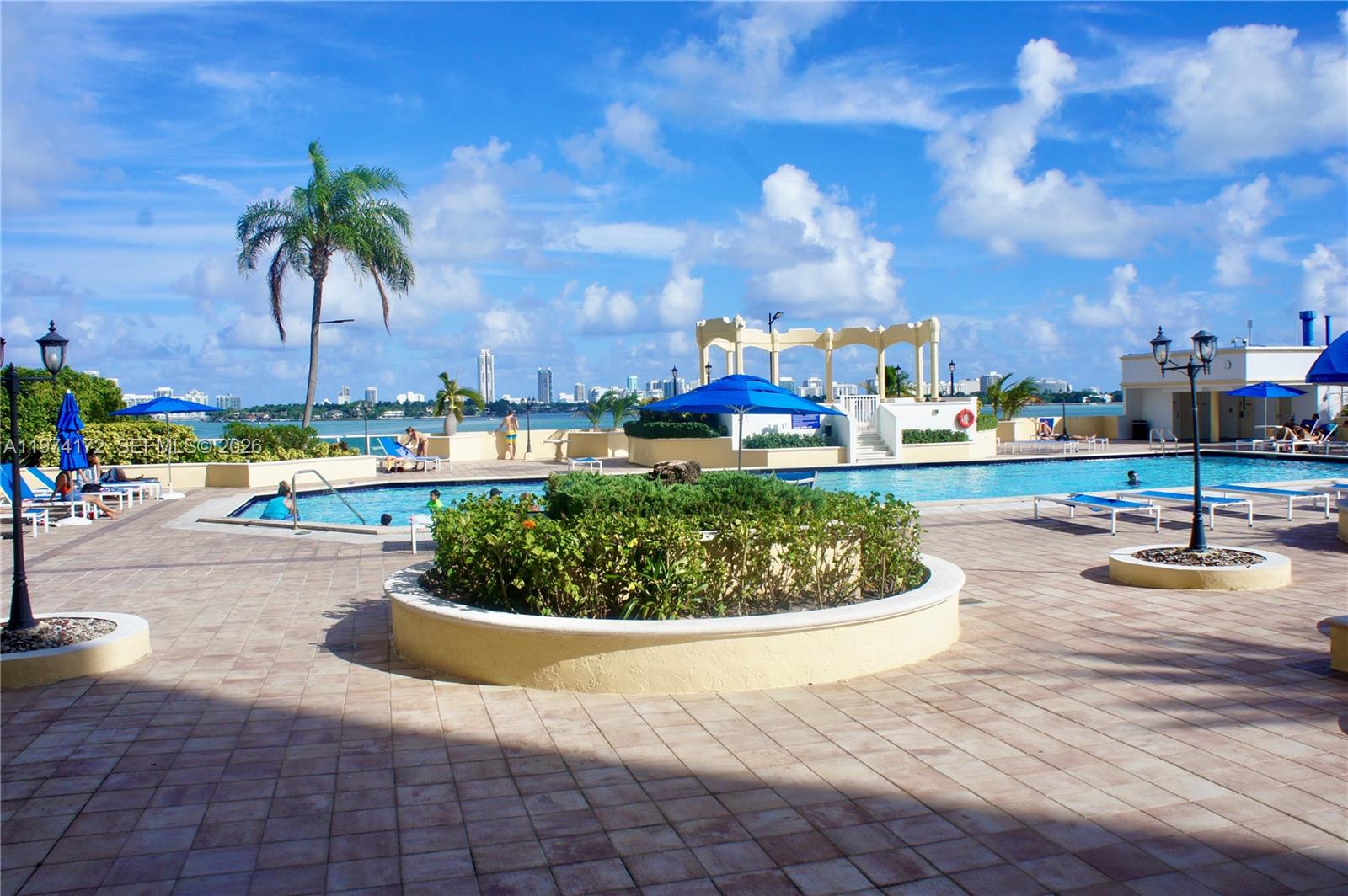 7601 E Treasure Dr #1406 North Bay Village, FL 33141