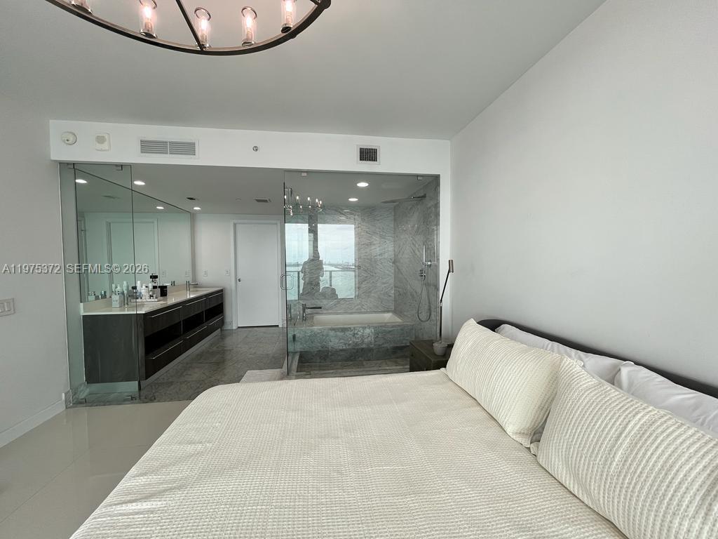 3131 NE 7th Ave #3003 Miami, FL 33137