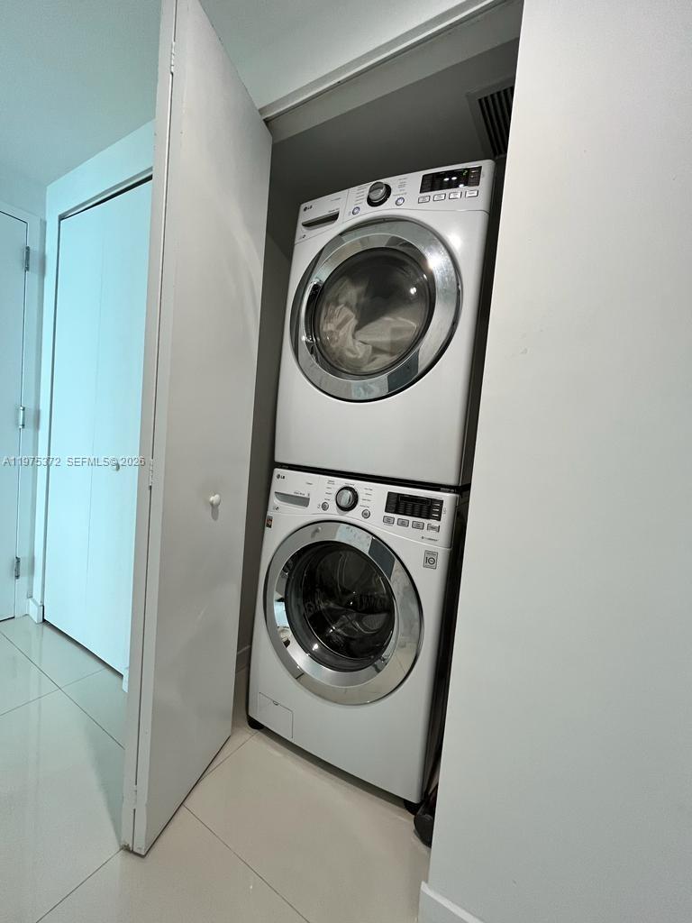 3131 NE 7th Ave #3003 Miami, FL 33137