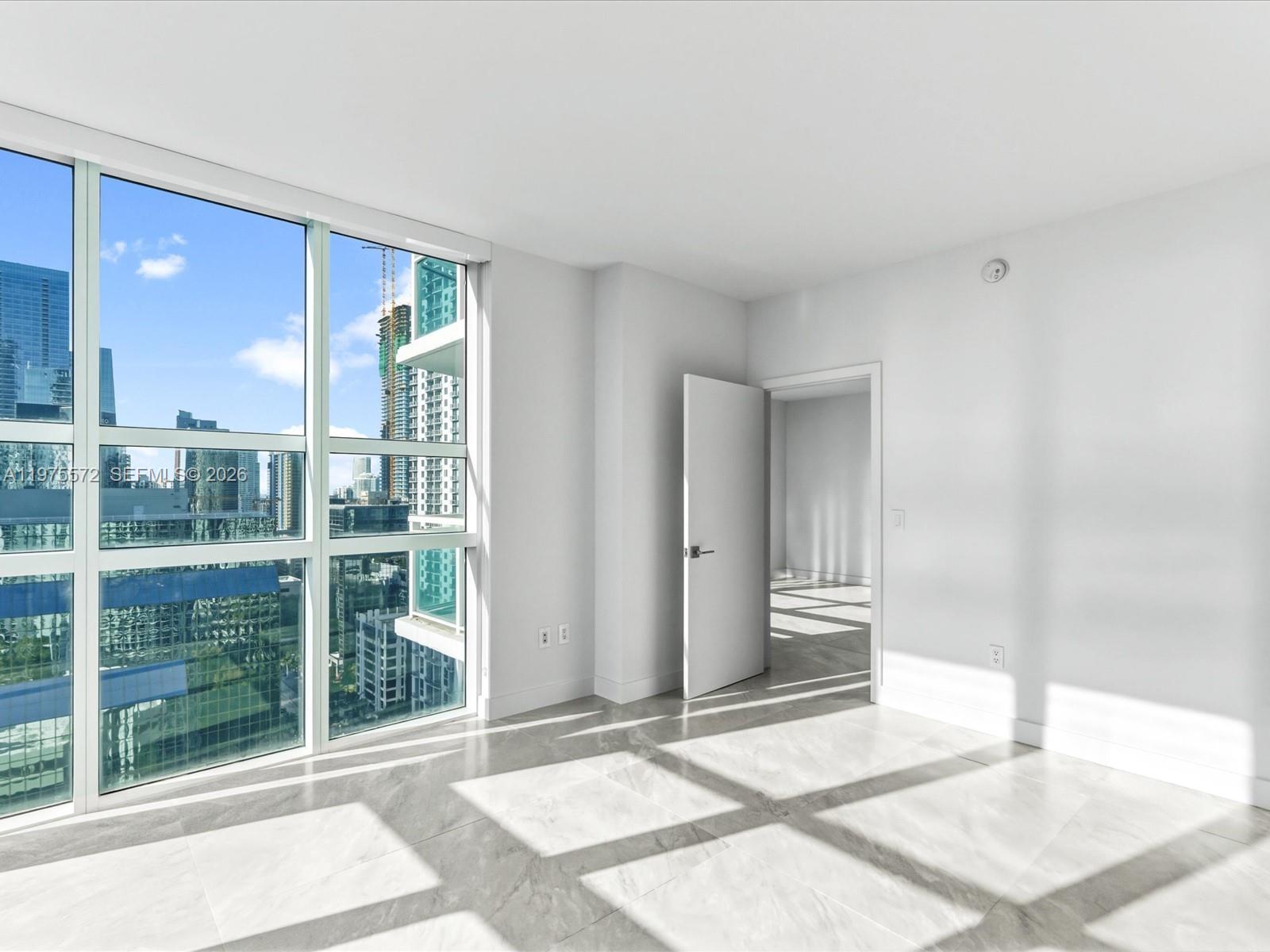 image The Plaza on Brickell West15