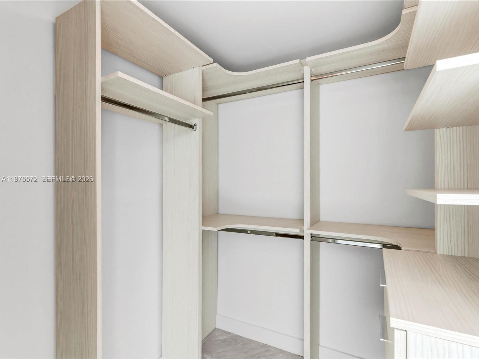 image The Plaza on Brickell West18