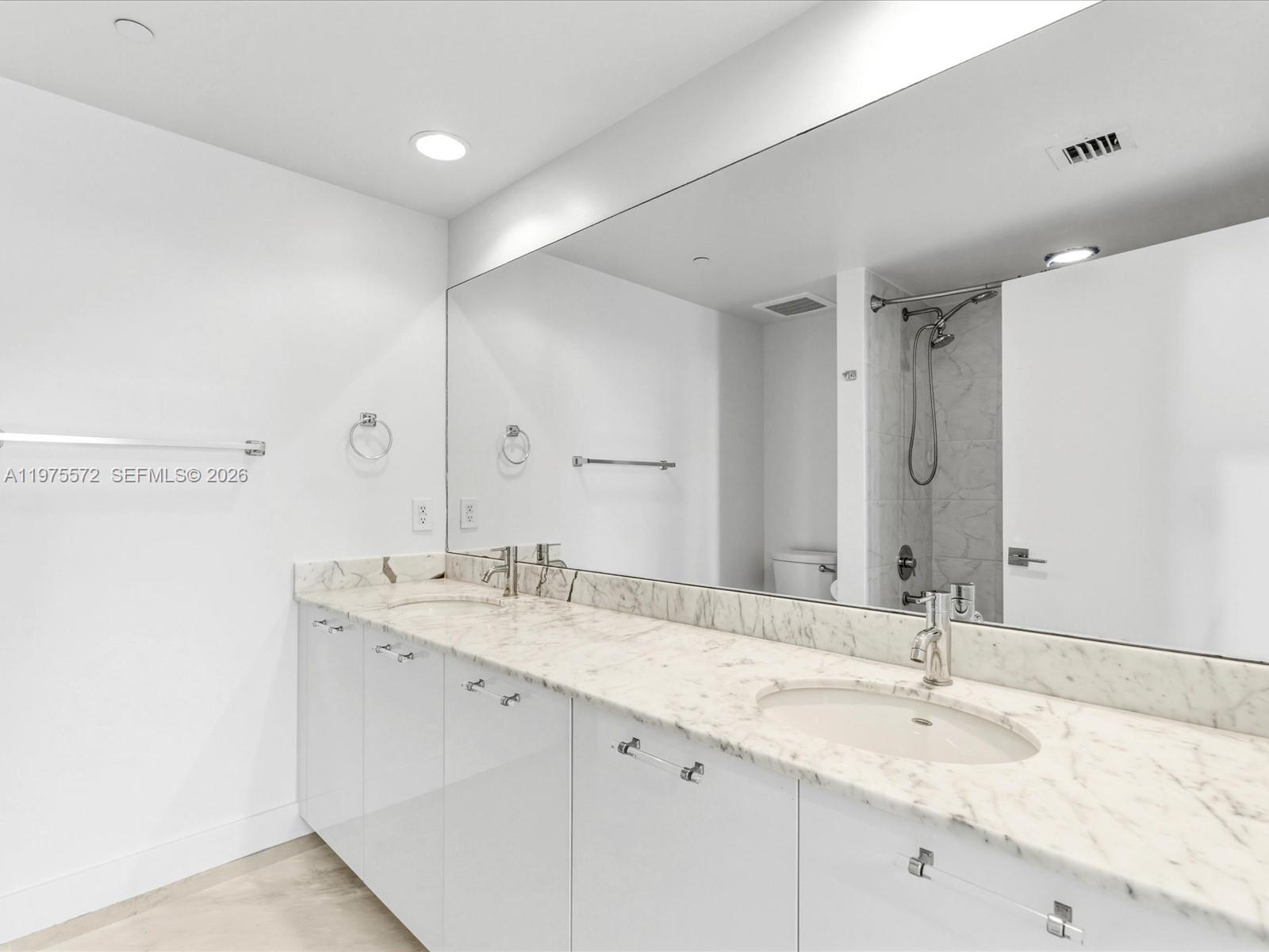 image The Plaza on Brickell West20