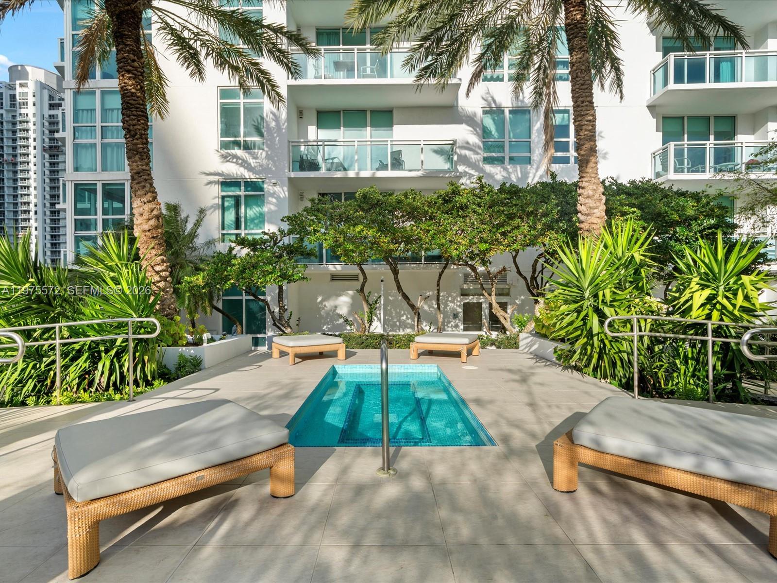 image The Plaza on Brickell West30