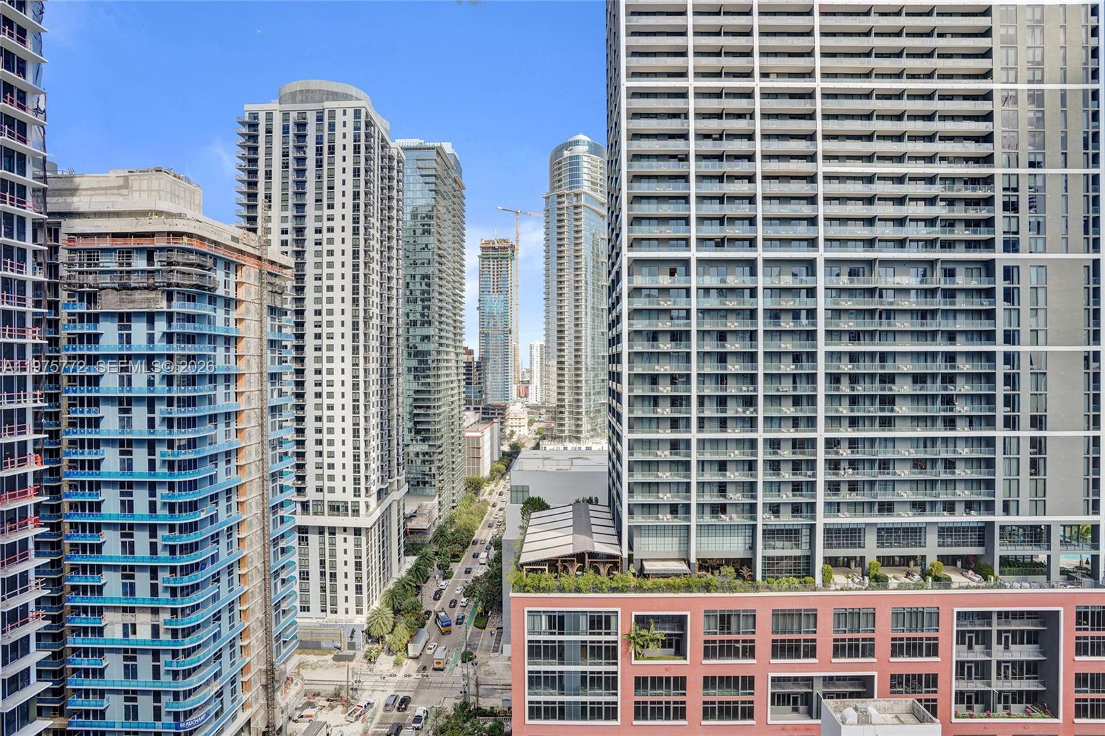 121 NE 5th St #2411 Miami, FL 33132