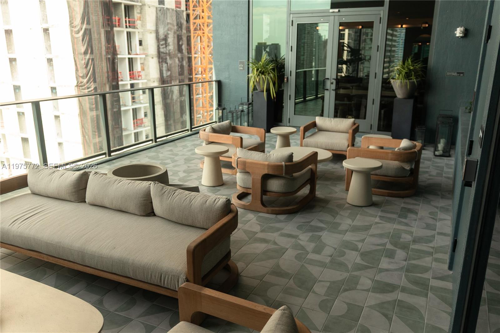 121 NE 5th St #2411 Miami, FL 33132