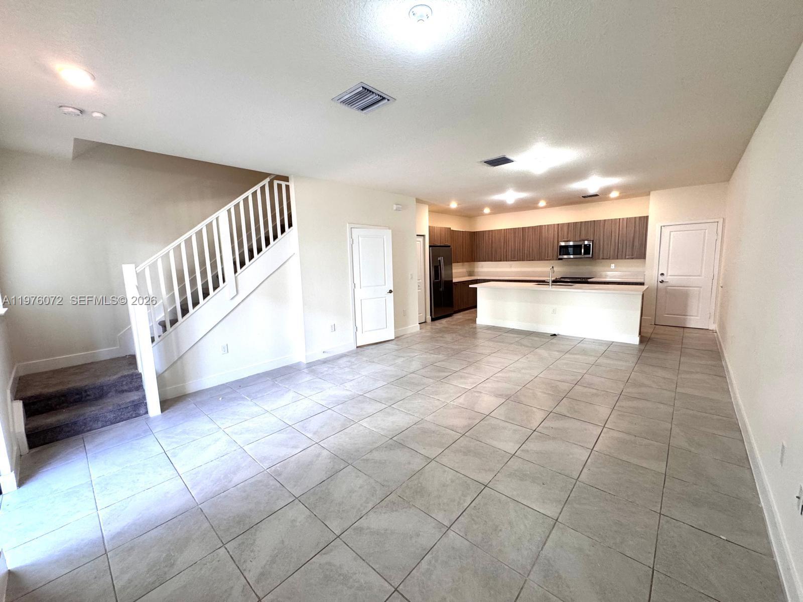 4609 NW 83rd Path Doral, FL 33166