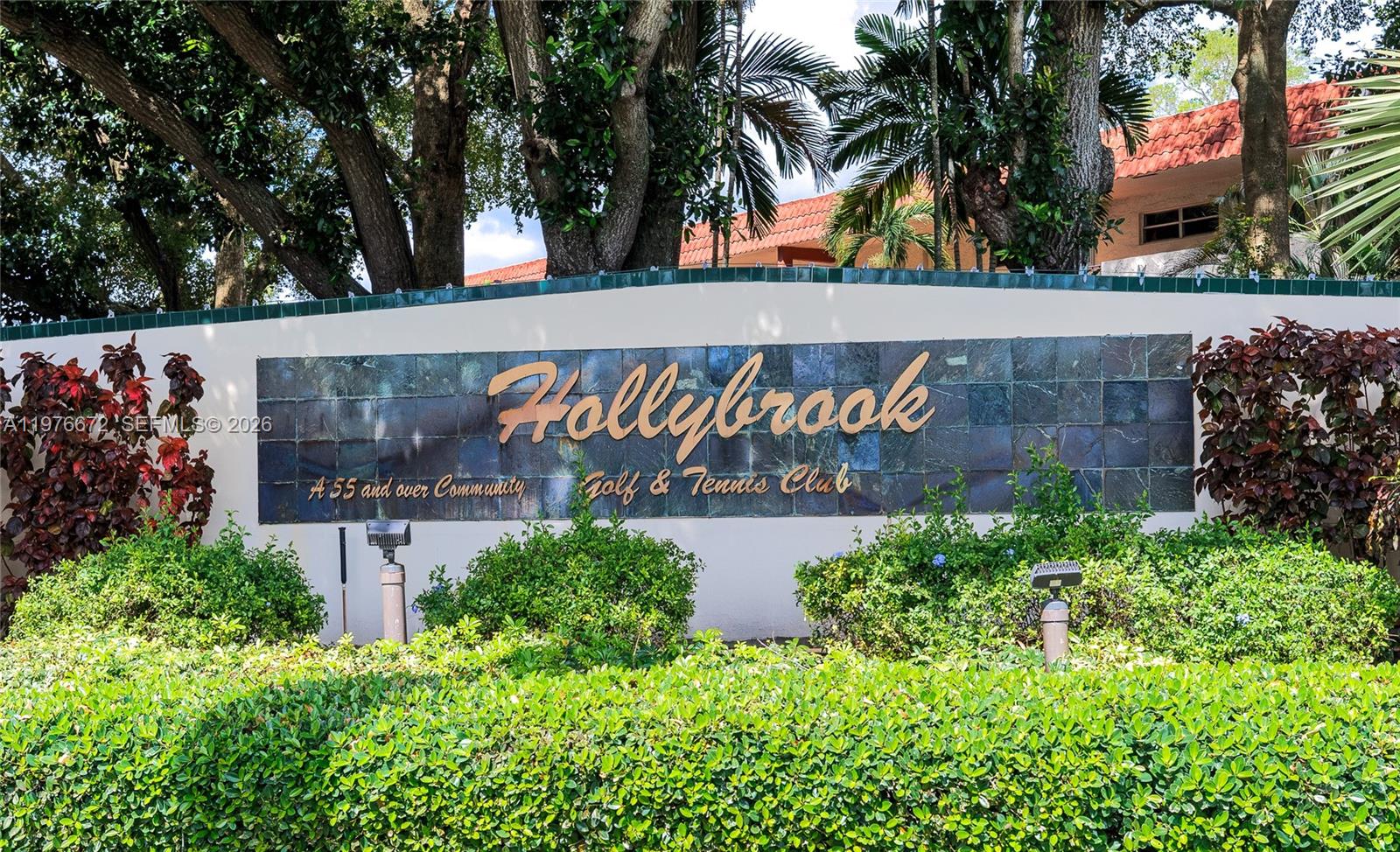 9320 S Hollybrook Lk Dr #108 Pembroke Pines, FL 33025