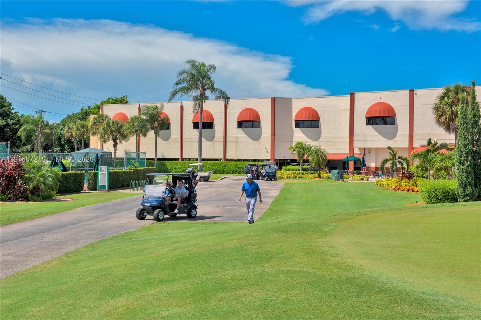 9320 S Hollybrook Lk Dr #108 Pembroke Pines, FL 33025