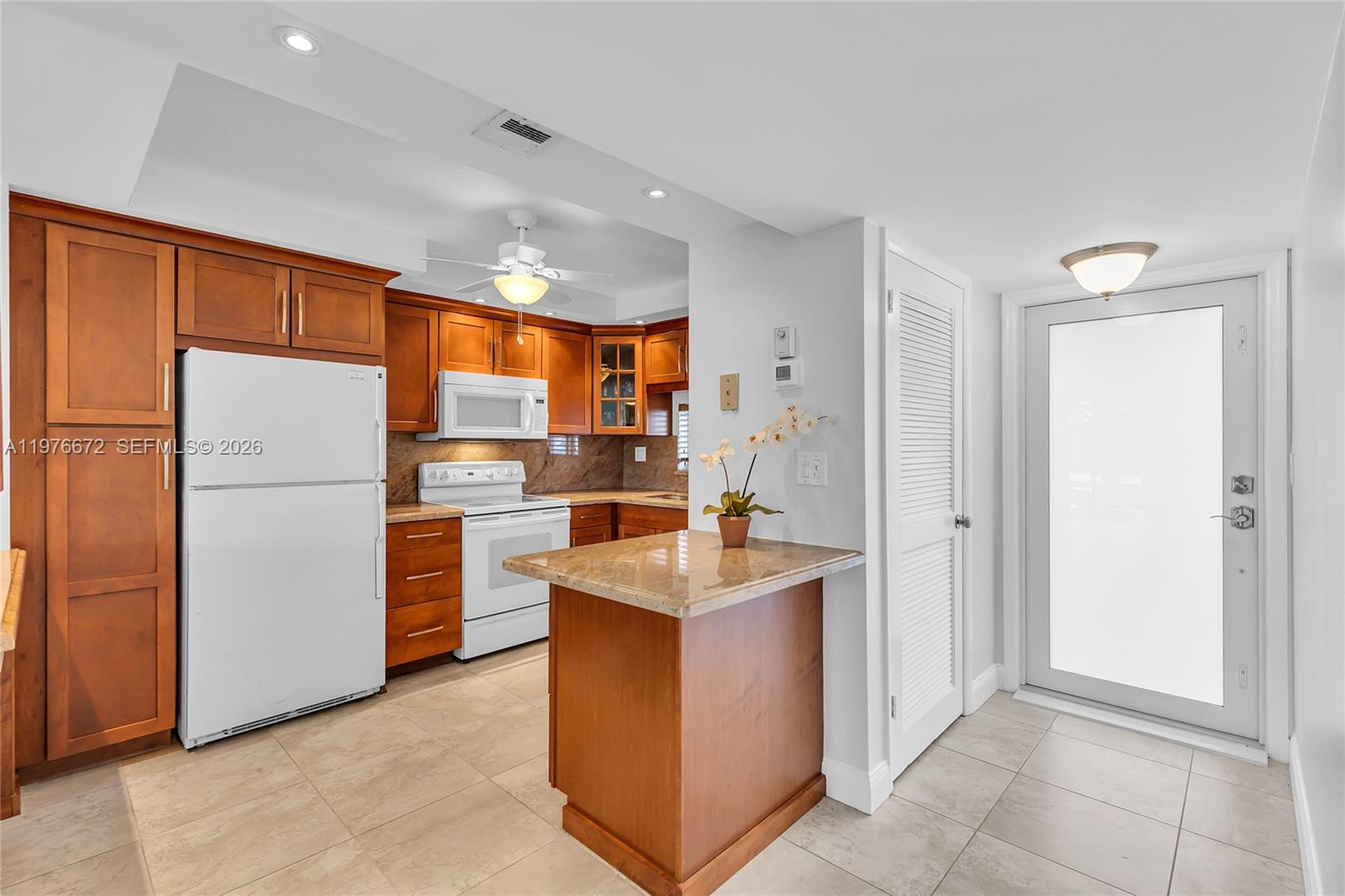 9320 S Hollybrook Lk Dr #108 Pembroke Pines, FL 33025