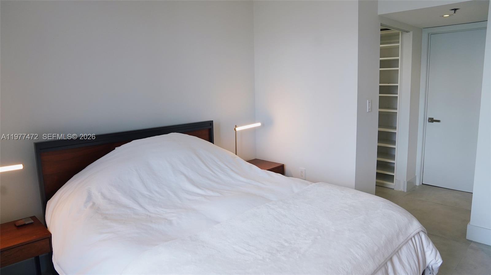 540 Brickell Key Dr #1711 Miami, FL 33131